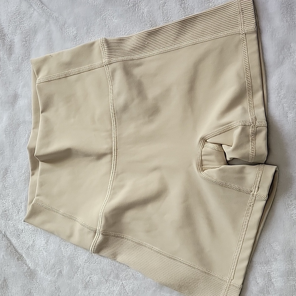 Aaerie Offline Workout Shorties.   Size XS.  Tan.  Hi-Rise.